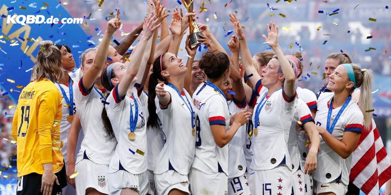 Bóng đá nữ Mỹ phát triển khá mạnh
